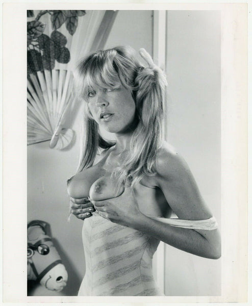 Playful Blond Female In Pigtails 8x10 Original 1970's Parliament Vintage Nude Photo Busty J7451