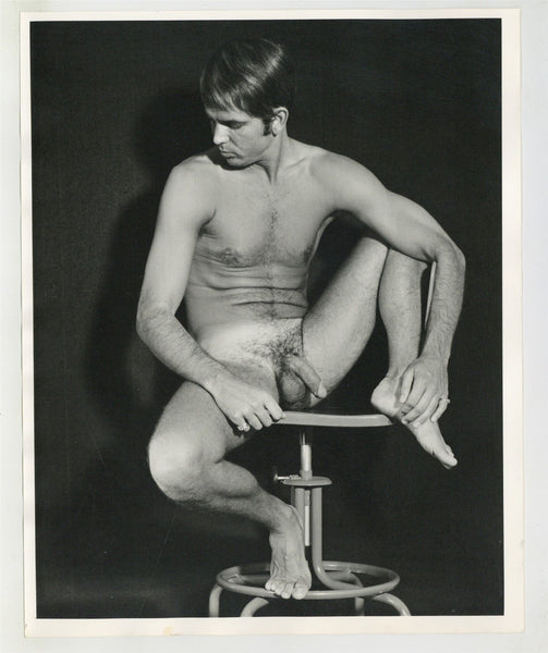 Chad Roberts 1970 Richard Roesener Serious Stare Hunk D/W 8x10 Gay Artistic Nude Beefcake Photo J13171