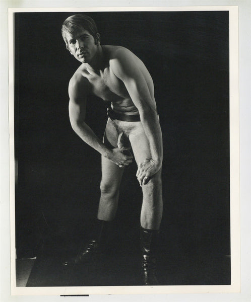 Chad Roberts 1970 Richard Roesener Handsome Hunk Sexy Stare D/W 8x10 Boots Gay Artistic Nude Beefcake Photo J13173