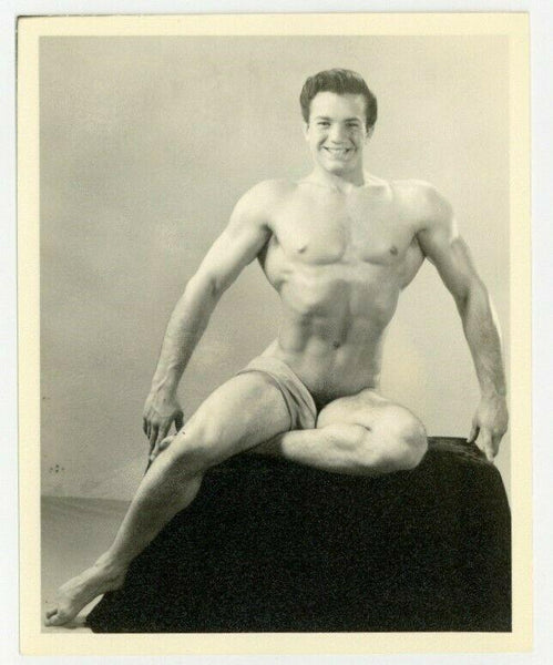 Jim Dardanis 1950 Western Photography Guild Gay Beefcake Physique Happy Hunk Q7157