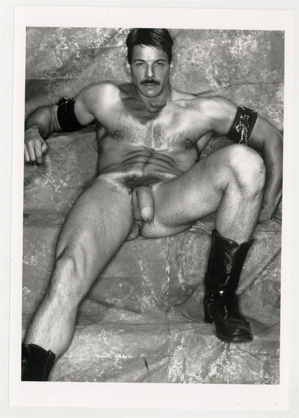 Max Schling 1990 Serious Stare Leather Hairy Beefcake RIP Colt 5x7 Moustache Jim French Gay Nude Photo J13197
