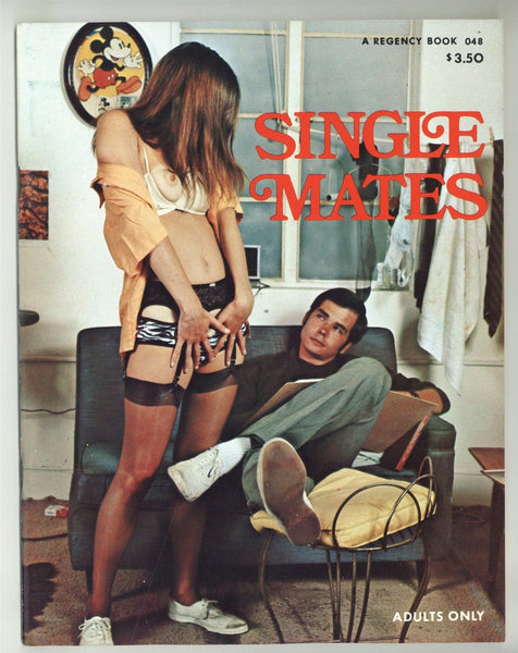 Single Mates V1#1 Romantic Sex Magazine 1970 Erotic Couples Pictorial Pulp 48pgs Regency Publishing M31575