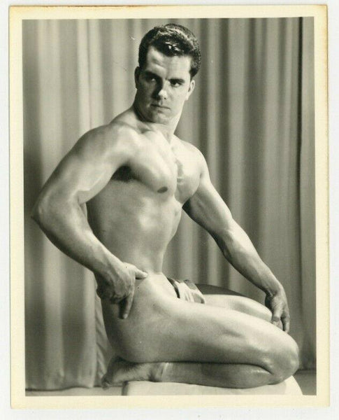 Gay Physique Beefcake Hunk Photo 1950 Western Photography Guild Ray Royal Q7033