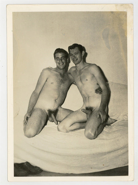 Happy Smiling Boyfriends Embrace 1950 Beefcake Hunks 5x7 Vintage Gay Nude Photo J11143